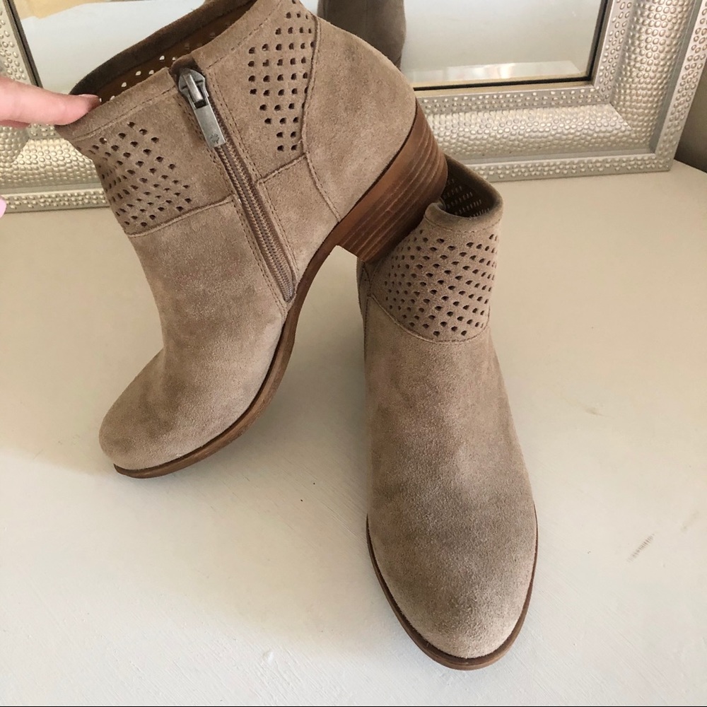 Lucky Brand Booties Size 7.5